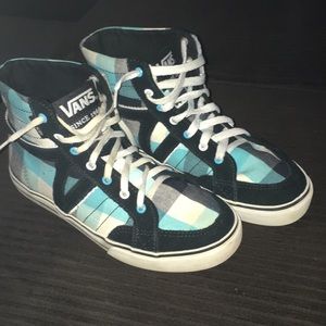 Vans, size 2.5 in kids.